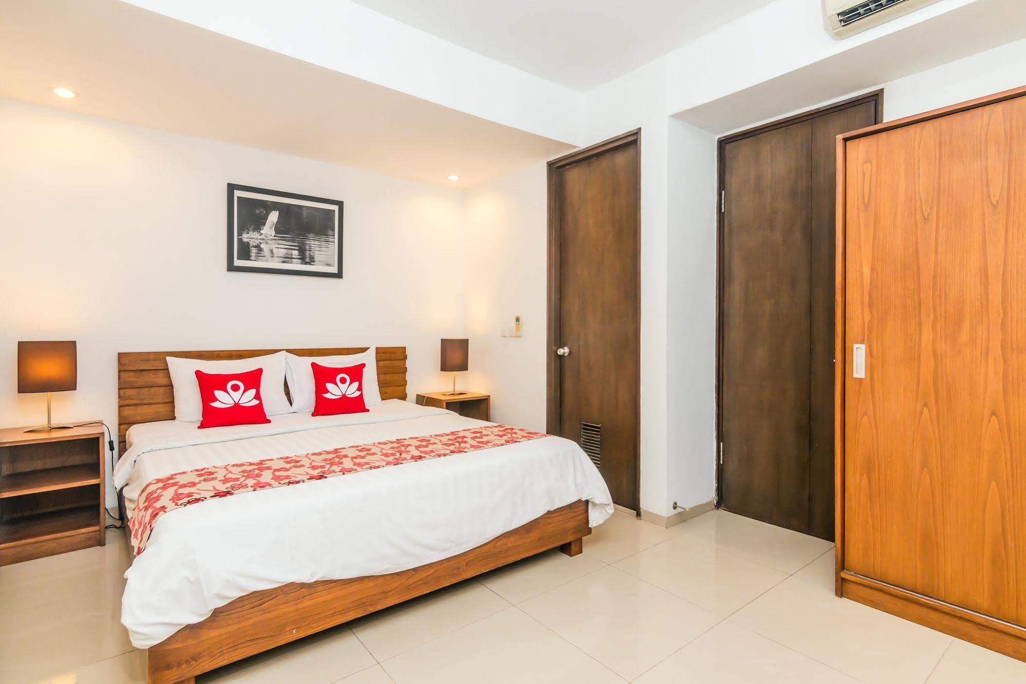 Zen Rooms Dewi Ratih Seminyak 庫塔 外观 照片